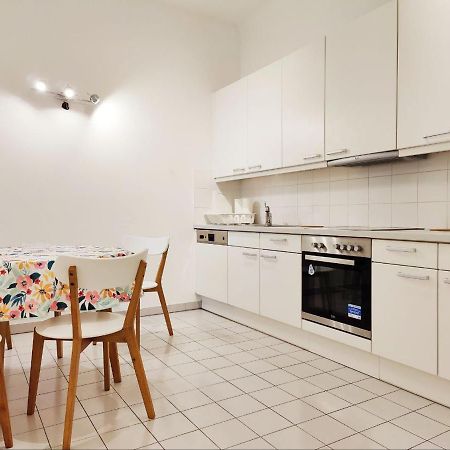 Central Mariahilfer Apartment 4 Min To The City Shopping Center And Schoenbrunn Palace Viena Exterior foto